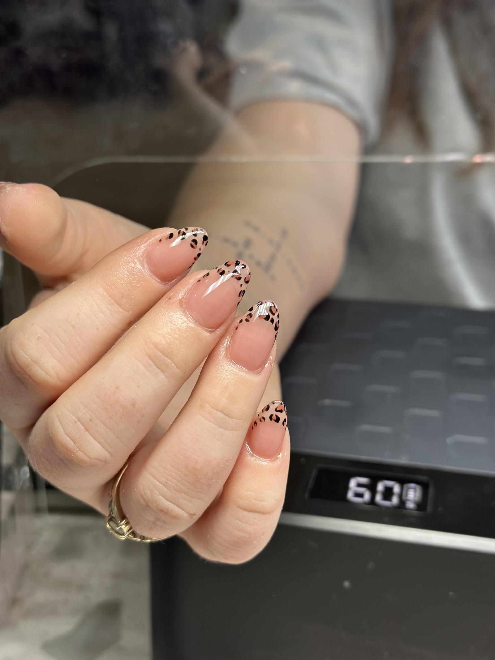 Nail Pro & Spa nail photo 2